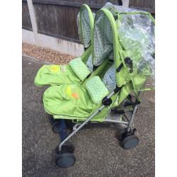 Baby weavers twin stroller vgc can deliver