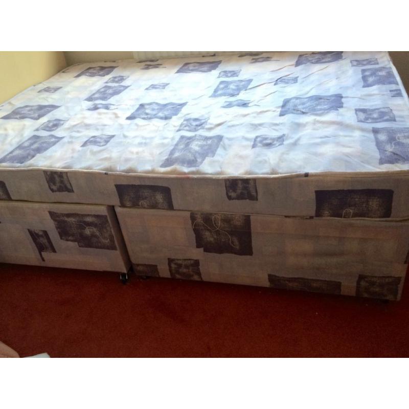 Double bed for Sale