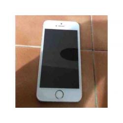 Apple iphone 5S Silver brand new condition for sale !! Unlocked 4G ready