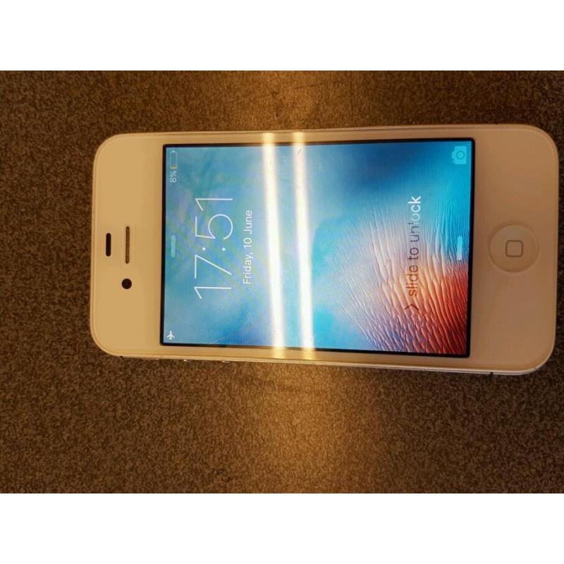 iPhone 4S 8GB on EE for sale QUICK