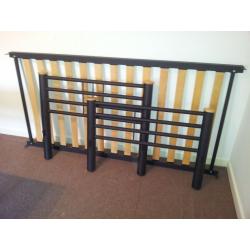 Single bed frames in excellent condition (sold separately or together)