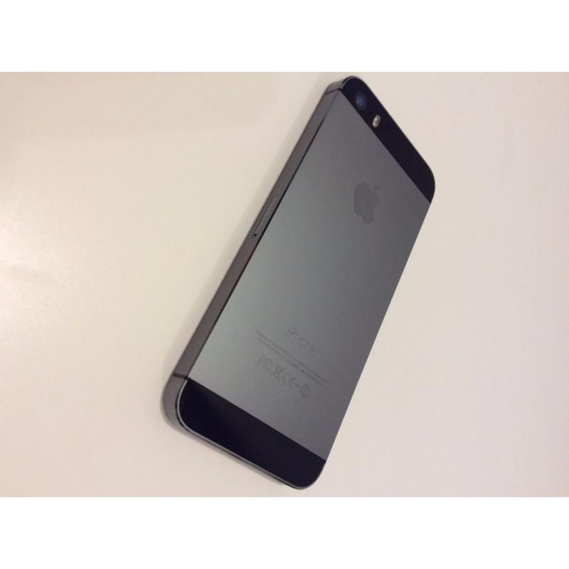 iPhone 5s 32GB Grey Unlocked - Excellent Condition