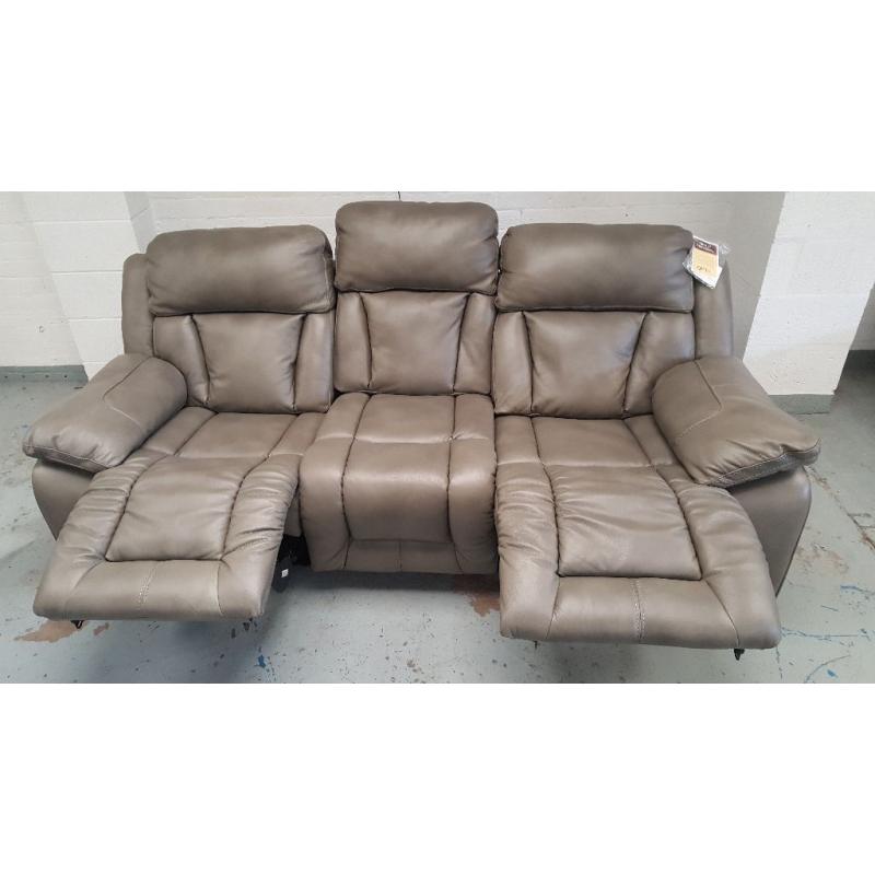 NEW KENNEDY 3 SEATER POWER RECLINER + 1 POWER RECLINER + 1 ROCKER MANUAL RECLINER ARMCHAIRS