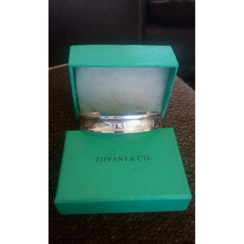 Tiffanys style cuff bangle