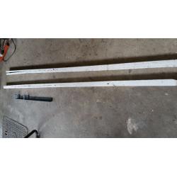 Sign board/estate agent board posts and heavy duty metal fixing stakes