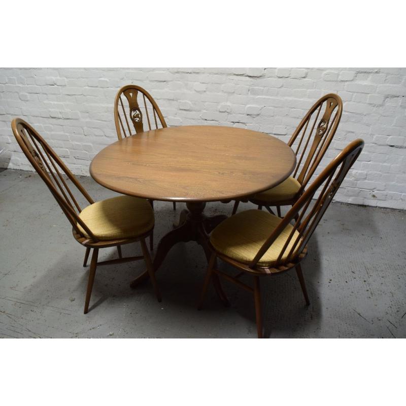 Ercol golden dawn table with 4 chairs (DELIVERY AVAILABLE)