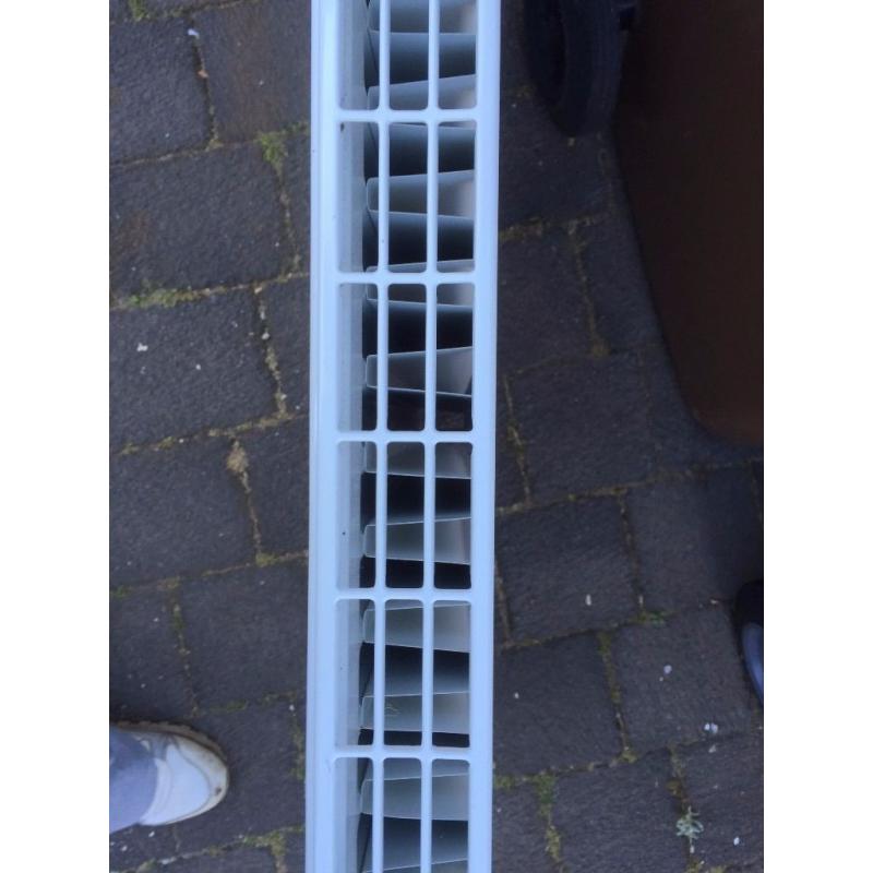 White Radiator - excellent condition