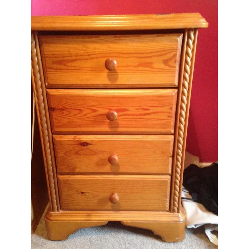 Sturdy pine chest of drawers *marked* upcycling project
