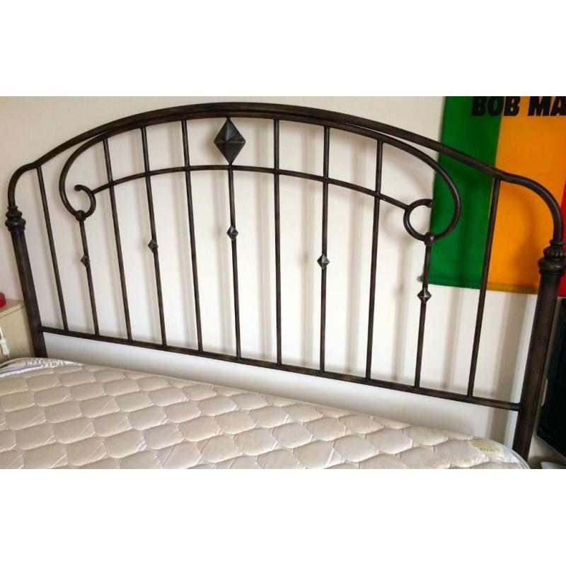 Double Bed w/Metal Frame and Serta/Perfect Sleeper Spring Mattress