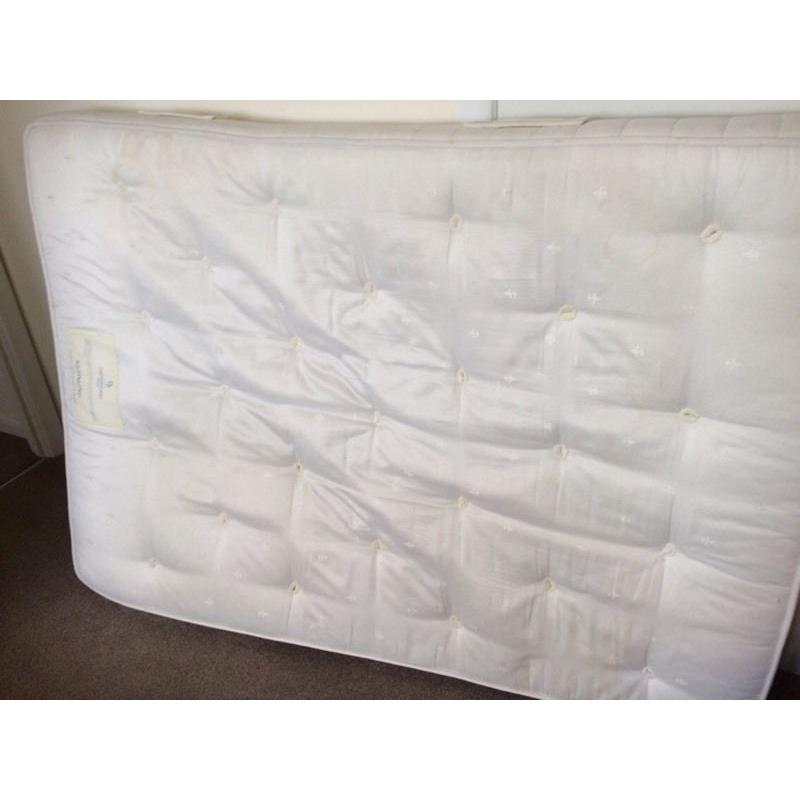 Doubled bed faux leather - pocket sprung mattress