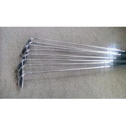 DUCK VIEW GOLF CLUBS 3 to WEDGE - NEW GRIPS FITTED