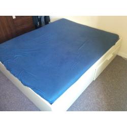 King Size double bed incl. 4 large drawers