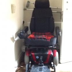 Electric power wheelchair