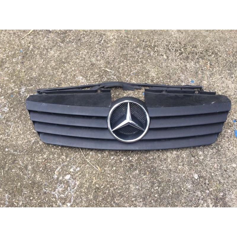 Mercedes Vaneo grill 53 plate