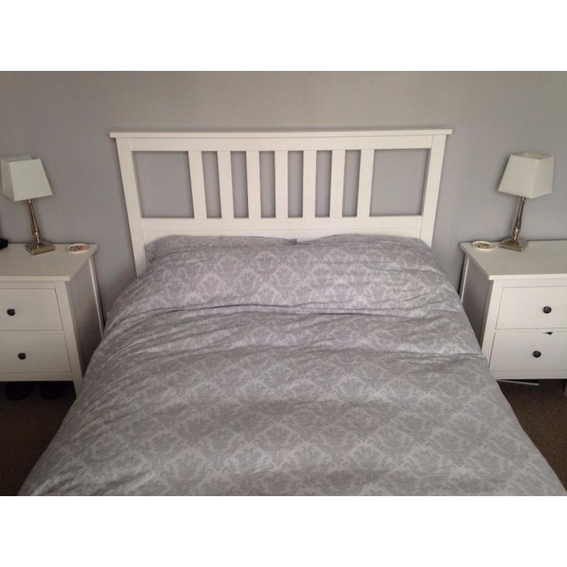 White bedroom suite (double bed, chest of drawers and bedside tables)