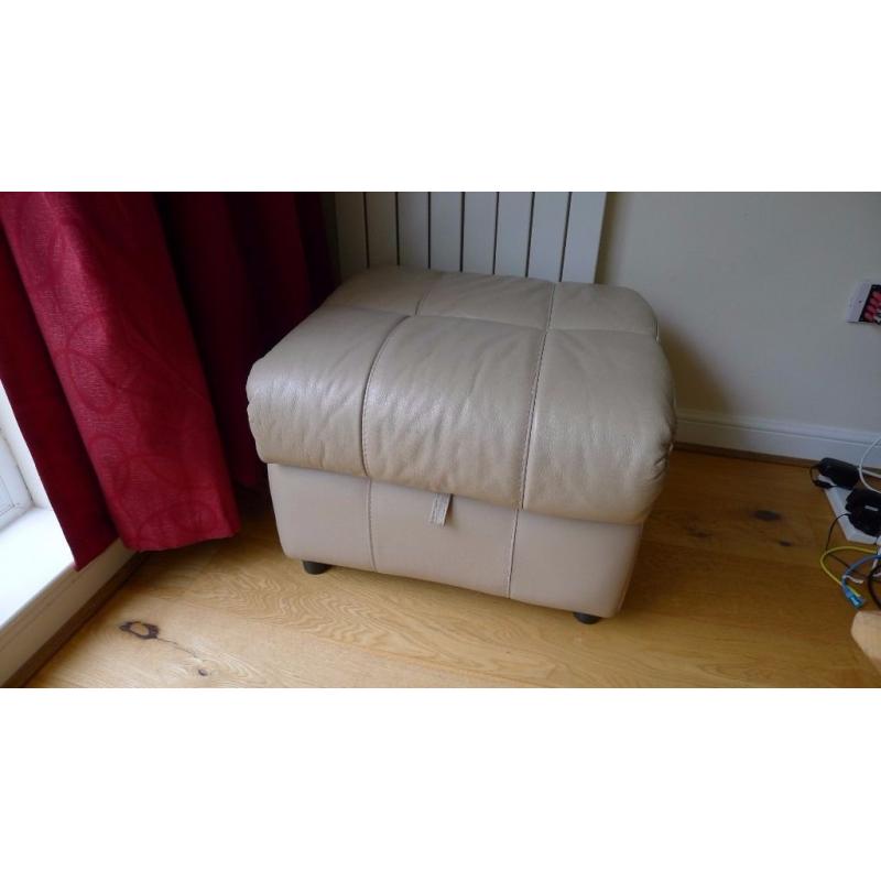 Large leather recliner corner suite with footstool, good quality, excellent unmarked condition