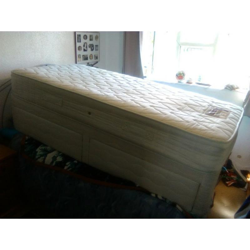 Sleepmaster single bed