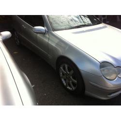 Mercedes C200 automatic with panoramic roof