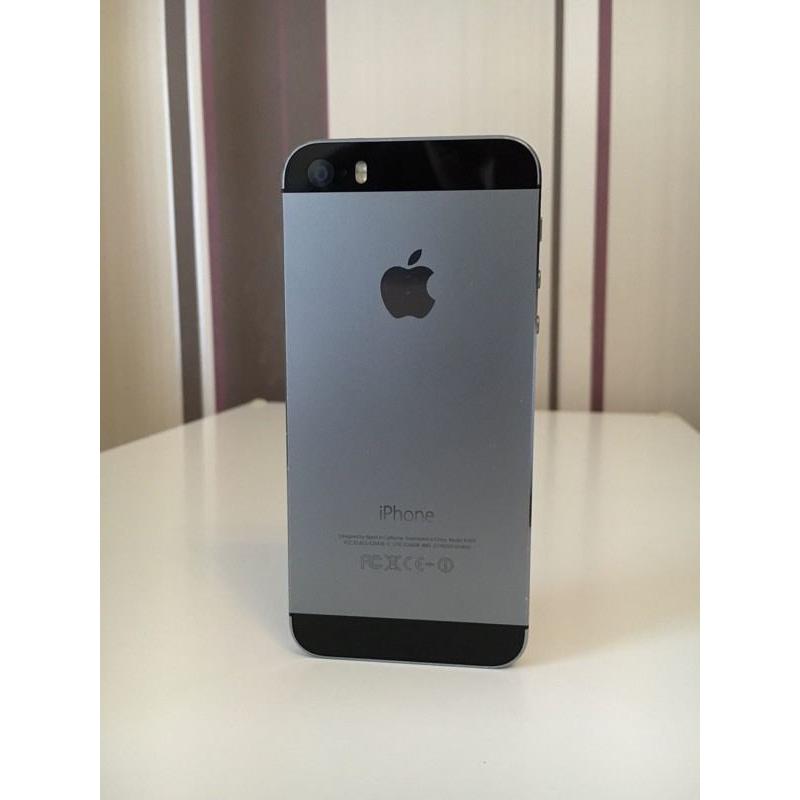 iPhone 5s 64GB Space Grey - Unlocked to any network