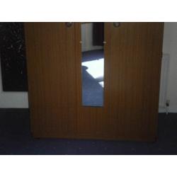 WARDROBE *** 4 ft wide *** Great condition ***