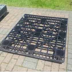 Plastic Pallets 120cm X 100cm - Many Uses