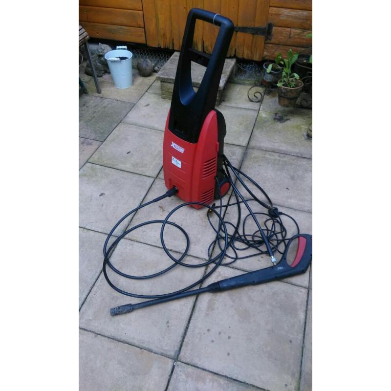 Pressure washer