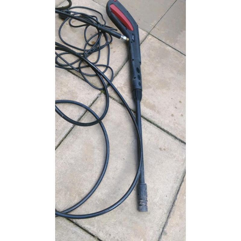 Pressure washer