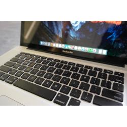 15.4" Apple MacBook Pro // 500GB / 4GB RAM // 2.53GHz Core i5