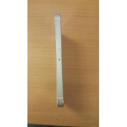 White/Silver Apple Iphone 5 (16G) - LOCKED to EE.