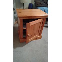 2 Pine Bedside Cabinets