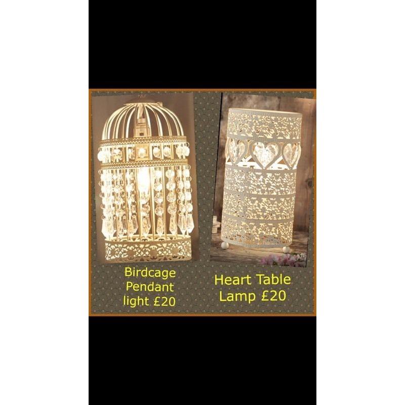 Birdcage light and heart design lamp