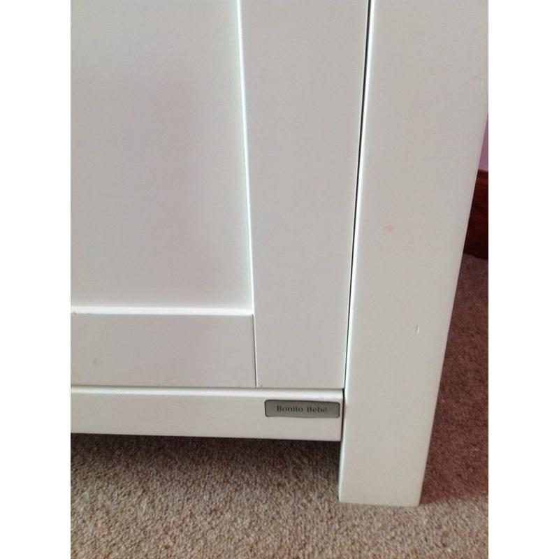 White furniture. Wardrobe and chest of drawers