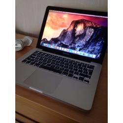 Macbook Pro 13 Inch Upgraded ONO - 1TB Hard Drive, 10GB Ram. In Good condition