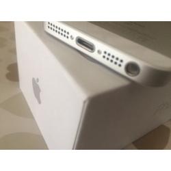 New iPhone SE 16gb silver