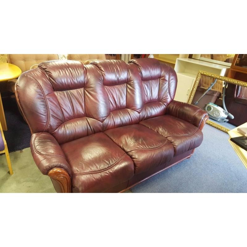 Brown Leather Wood-framed Three-seater Sofa in Excellent Condition